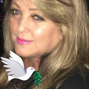 Meet your Posher, Janet